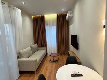 Jepet me qira apartament 1+1 Residenca Henke Amerikan 3