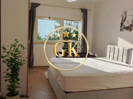 SHITET APARTAMENT BUZE DETIT 🔥 SUPER MUNDËSI INVESTIMI NË VIJËN E PARË TË DETIT! 🌊🏡