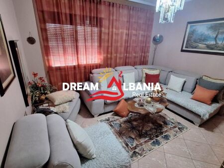 JEPET APARTAMENT ME QERA 2+1, MYSLYM SHYRI - Więcej