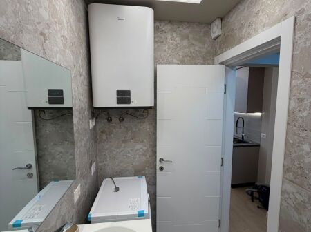 Jepet me Qira Apartament 1+1  Mbrapa Maternitetit të Ri, Tiranë