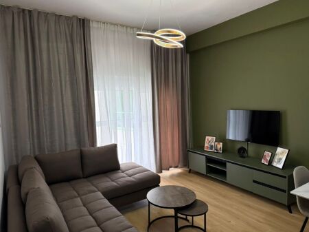 🏡 **FOR RENT | Premium 1+1 Apartment**  📍 Kadiu 2 Complex 📐 Area: 65 m² 🏢 6th Floor 🚿 Bathroom with window (natural ventilation) 💰 Price: 48,000 ALL/Month