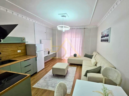 Apartament 1+1 për Shitje – Golem, Durrës