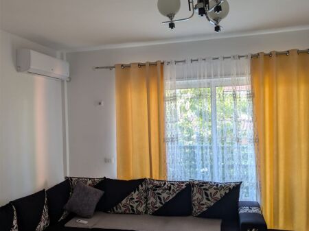 Rent | Apartament 1 + 1 | Rruga 5 Maji | 400 €/month