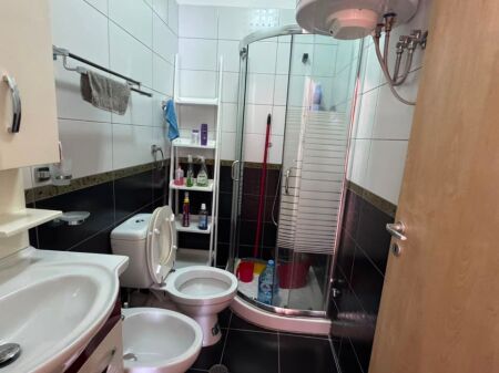  Apartament 2+1+2 në shitje