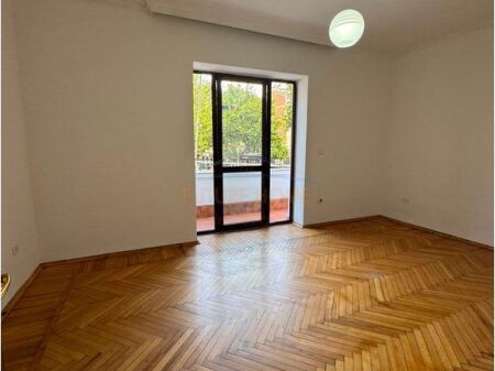 Rent, Apartment 2+1, Myslym Shyri Street, Tirana.