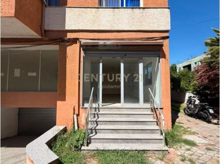 Ambient Komercial për Shitje – Plazh, Durrës ! 155,000 €