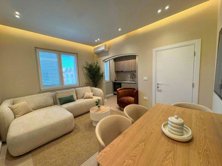 APARTAMENT 2+1 ME QIRA - RRUGA BARDHYL