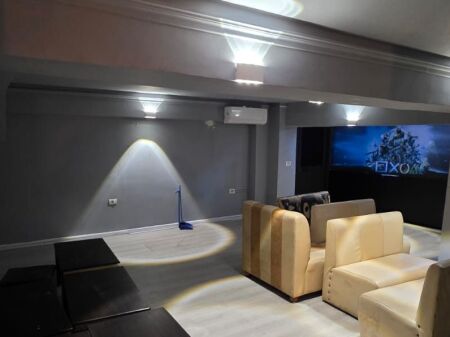 Rent | Ambjent Biznesi, Duplex | 21 Dhjetori | 800 €/month