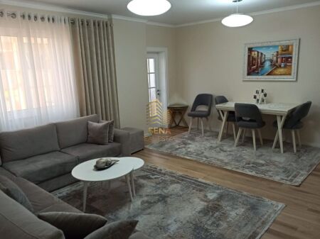 Qira, Apartament 1+1+blk, Porcelan – Pas UET, 40.000 Lek/muaj