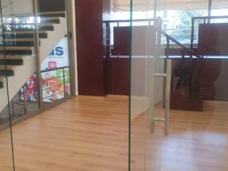 Locale Commerciale in Affitto Dopo il 15° Piano – 79,86 m² Lordi