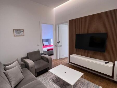 APARTAMENT ME QERA 2+1 RRUGA DURRESIT 75.000 LEKE FH-83985