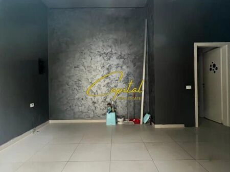 NEGOZIO IN AFFITTO 26 M2 EX PARCO 35.000 LEKE