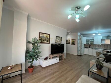 JEPET ME QIRA APARTAMENT 1+1 – RRUGA E SALËS, TIRANE!