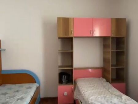 Affittasi Appartamento 2+1+1 con Balcone