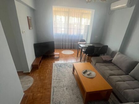 Qera | Apartament 1 + 1 | Xhamlliku | 450 €/muaj