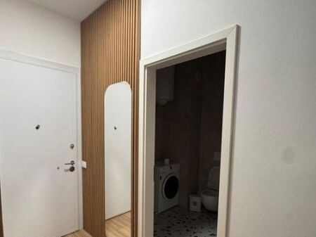 APARTAMENT  1+1+ post parkimi, Kompleksi Mangalem