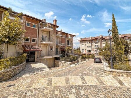  6,000€/Muaj | VILË LUKSOZE ME QIRA NË SECRET GARDEN – TEG 