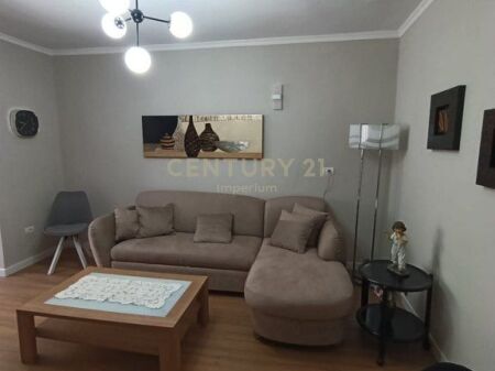 Apartament 2+1 me qera- Ish Bllok!