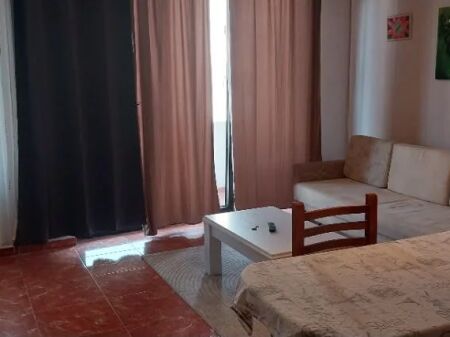 Apartament 1+1 me qira tek Rruga e Elbasanit