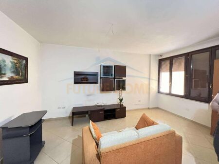 Affitto, Duplex, Comune di Parigi, Tirana 500 €