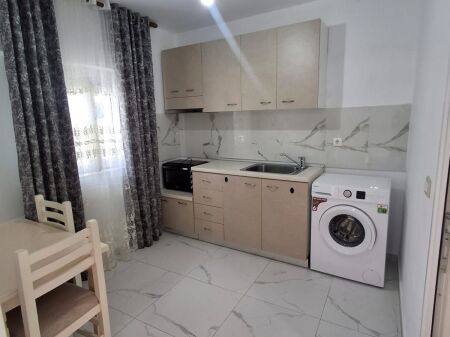  Monolocale in affitto a lungo termine – Rruga e Re, Vlorë 
