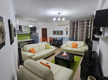 🏡 Affitto | Appartamento 2+1 📍 Via Barricadave, Tirana