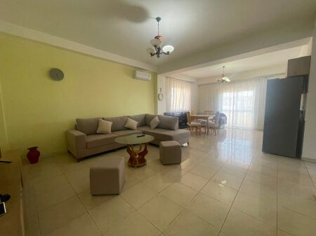  Jepet me qira apartament 2+1 në Rrugën Ramazan Farka, pranë Rruges Bardhyl