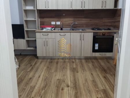 Qira, Hyrje Private 1+1+blk, Porcelan, 380 Euro/muaj