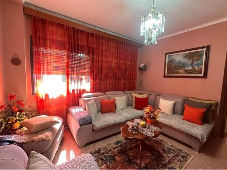 Apartament 2+1+2 me qira ne rr. Islam Alla