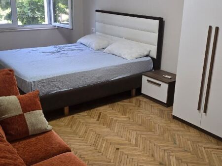 Rent | Apartament 2 + 1 | Rruga e Durrësit | 800 €/month