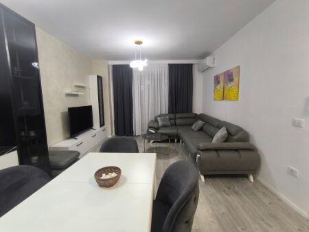 JEPET EM QIRA APARTAMENT 1+1 TE AMERIKAN 3
