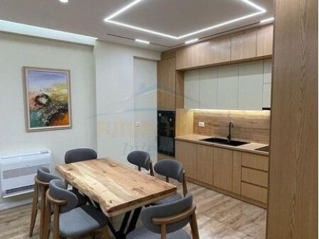 Qera, Apartament 2+1+2+Post Parkimi, Liqeni i Thatë, Tiranë.