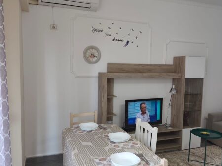 Affitto | Apartament 1 + 1 | Rruga e Kavajes – Report TV | 550 €/mese