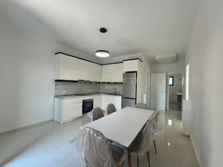 Affittasi appartamento 2+1 al secondo piano di una villa nuova a Sauk te Ri!