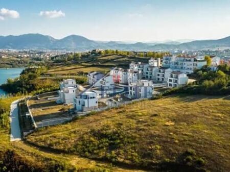 Land for sale in Farke