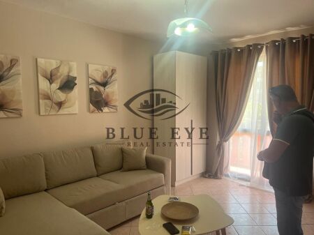 Jepet me qira apartament 1+1 në qendër të Durrësit – Pranë Muzeut të Dëshmorëve