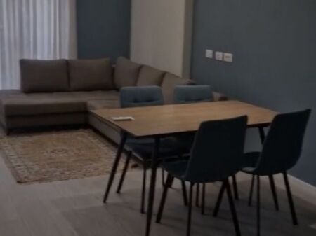 Apartment 1+1 for Rent – Konuda Alfa Building, near ESP Oil & the former Train Station  📍 Inside the Ring  ▪️ Area: 65 m² ▪️ Typology: 1+1 ▪️ Completely new furniture ▪️ Price: 65,000 lek/month