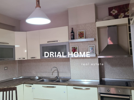 Apartament me qera 1+1