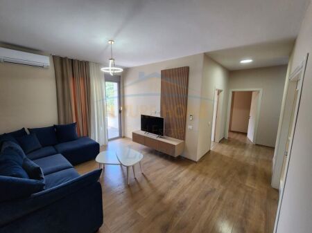 Qera, Apartament 2+1, Liqeni i Thate, Tiranë. 750 €    70,000 Lekë