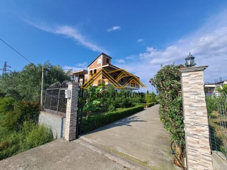 Private House 2 floors + 2200 m Land !!!