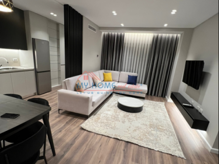 Apartament 2+1 me qera tek Fusha e Aviacionit ne Tirane