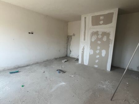 Appartamento Duplex in Vendita – Vicino al Ristorante Fresku, Tirana