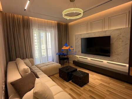 JEPET APARTAMENT ME QERA 2+1+BALLKON+POST PARKIMI "OASIS RESIDENCE, UNAZA E RE" 100000 LEKE