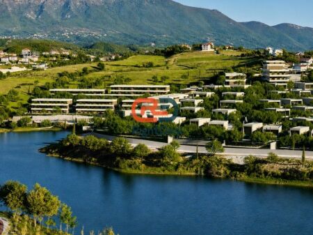 Tek "Farka Front Lake Residence", Shitet Super Apartament 3+1, Me Cmim Okazion !!