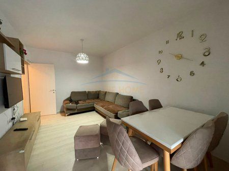 Qera , Apartament 2+1 , Rruga 5 Maj, Tirane