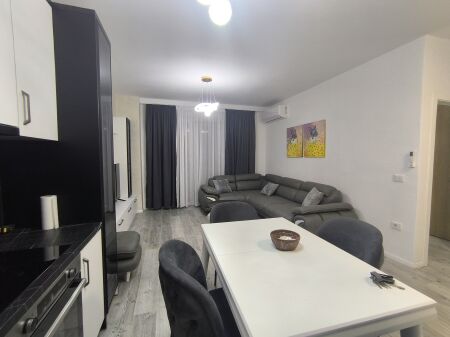 For rent 1+1 at Golden Park