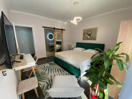 For sale, Apartment 2+1+2, Barrikadave Street, Tirana.