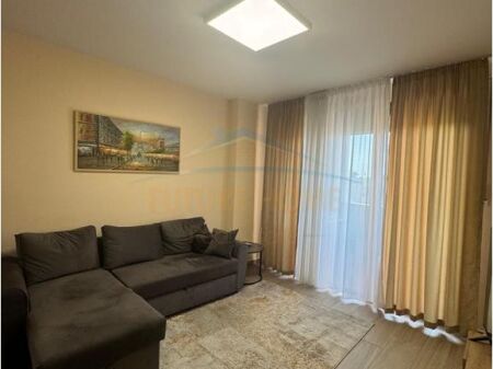 Qera, Apartament 2+1+2, Rruga Kongresi i Manastirt