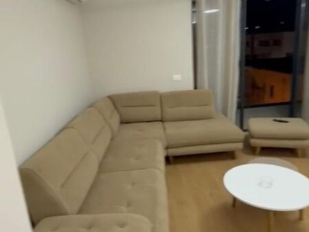 Rent | Apartament 2 + 1 + 2 | Rruga 5 Maji | 500 €/month