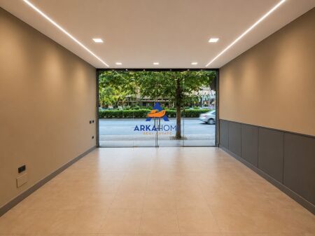 AFFITTASI NEGOZIO 65M2 "21 DHJETORI" 160000 LEKE